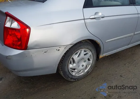 2004 Kia Spectra Lx/Ex from USA, damaged, VIN KNAFE121645013798